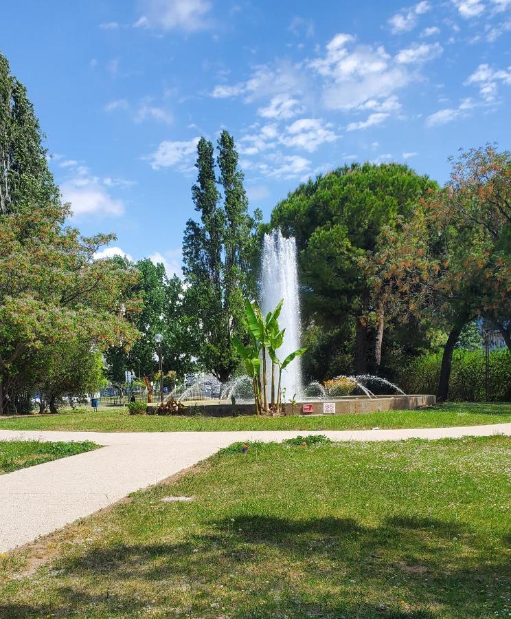 Le Grenier, Climatisation Terrasse Wi-Fi Netflix 15 Mn Coeur De Ville Béziers Zewnętrze zdjęcie